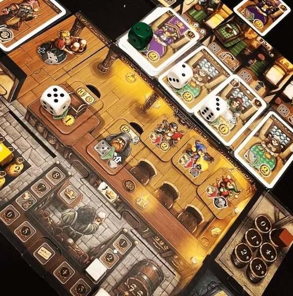 Настольная игра Таверны Тифенталя: До рассвета! (The Taverns of Tiefenthal: Open Doors!) укр. 2945 фото